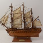 903 9555 SHIP MODEL